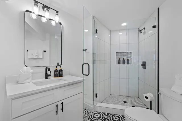 $2,950,000 | 36 Gulf Breeze Court, Destin, FL 32541