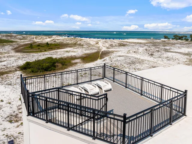 $2,950,000 | 36 Gulf Breeze Court, Destin, FL 32541