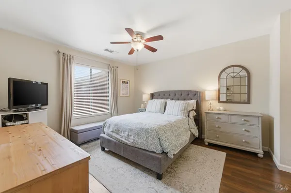 $389,950 | 451 7th Street West, Sonoma, CA 95476