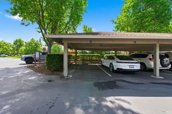 $389,950 | 451 7th Street West, Sonoma, CA 95476