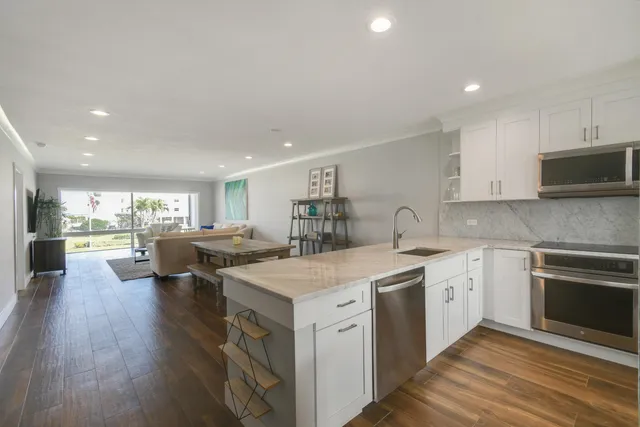 $710,000 | 80 Celestial Way, Unit 211, Juno Beach, FL 33408