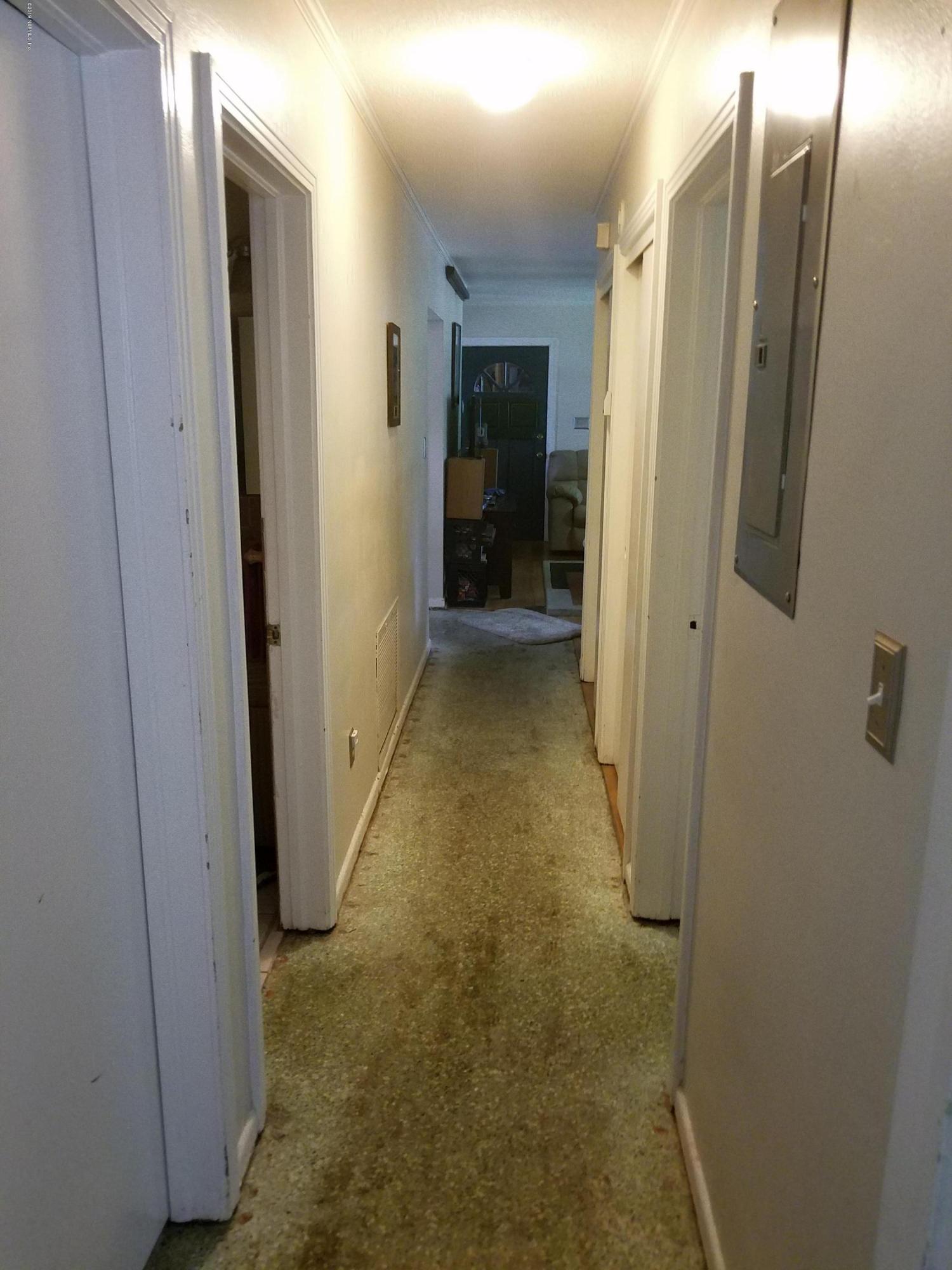 214 Southwest 40th Street Gainesville, FL 32607 - Photo 31 of 68 20190425_MainHall_North_Face_Frontdoor01
