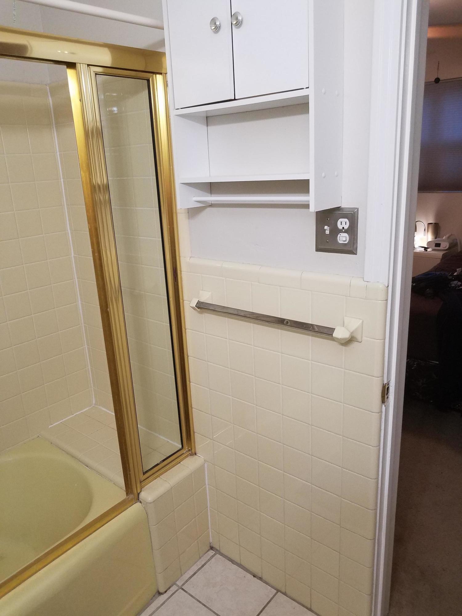 214 Southwest 40th Street Gainesville, FL 32607 - Photo 58 of 68 a view of washer and dryer