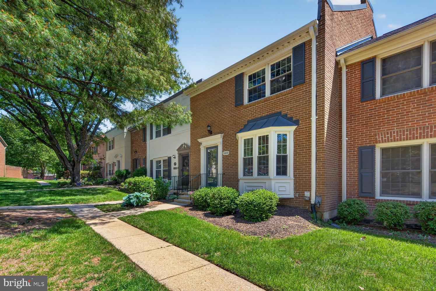 6020 Waterbury Court Springfield, VA 22152 - Photo 68 of 80 Welcome home!