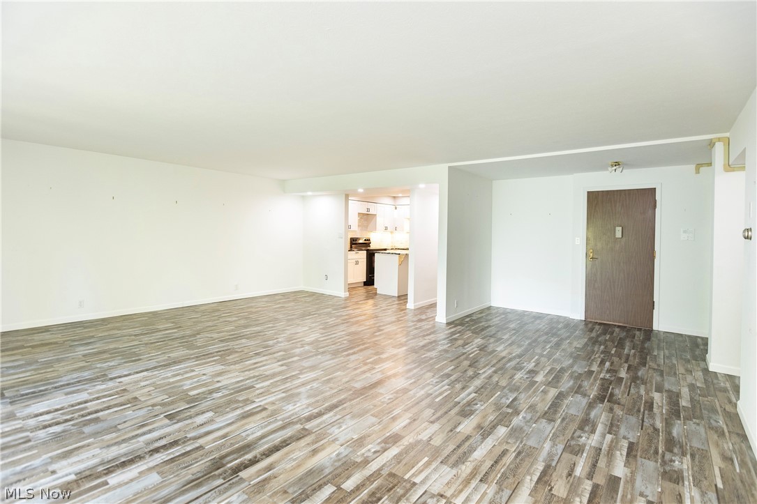 22555 Center Ridge Road, Unit 403 Rocky River, OH 44116 - Photo 14 of 40 Gallery Image 14