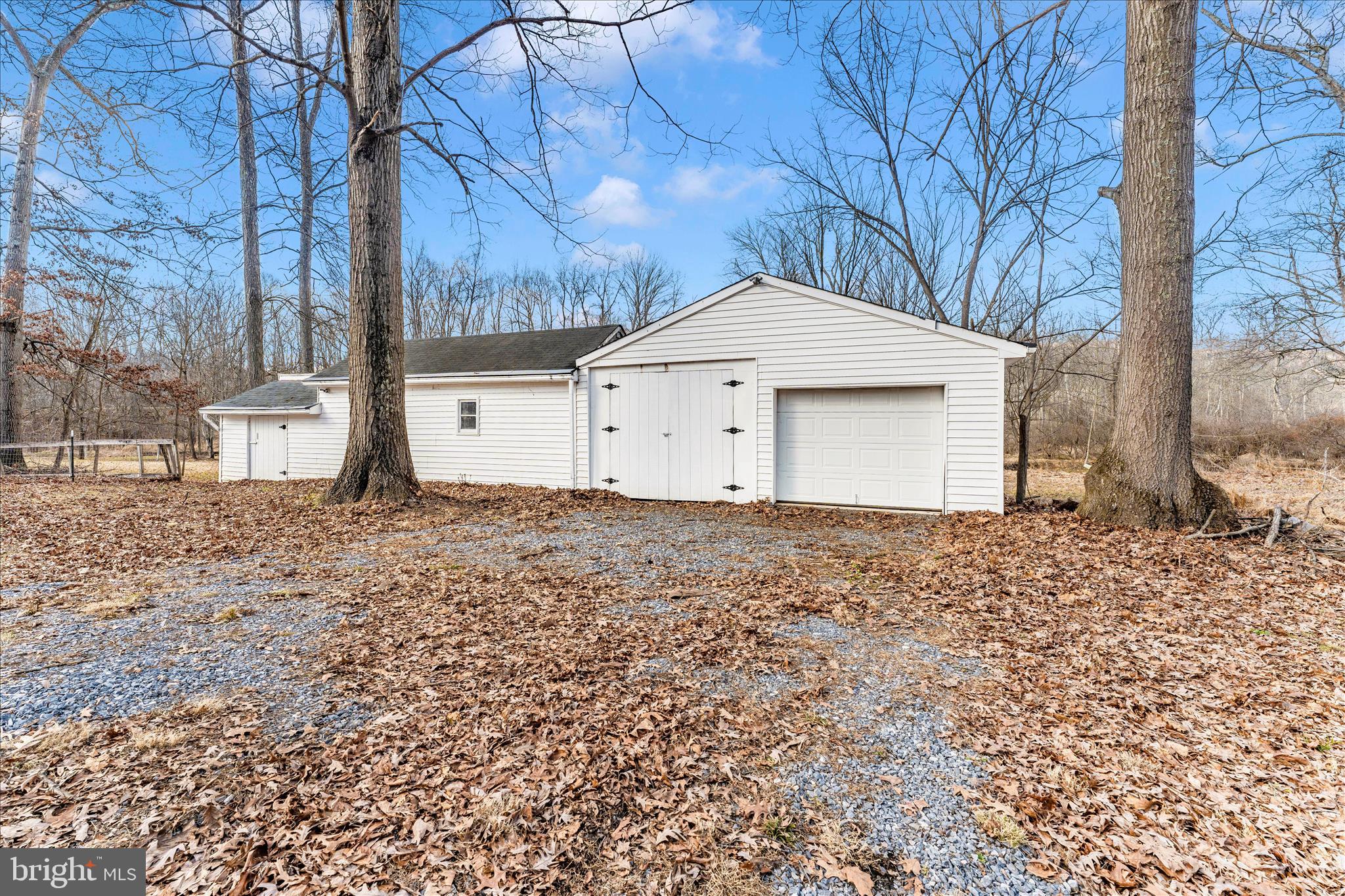 2034 Fridinger Mill Road Westminster, MD 21157 - Photo 43 of 43 Garage