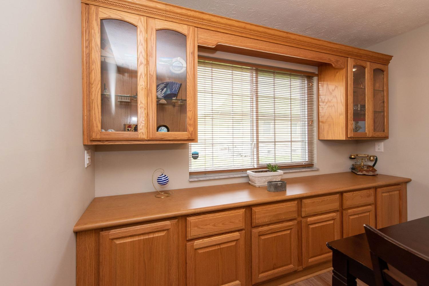 6360 Cheviot Road, Unit 1 Cincinnati, OH 45247 - Photo 8 of 35 Gallery Image 8