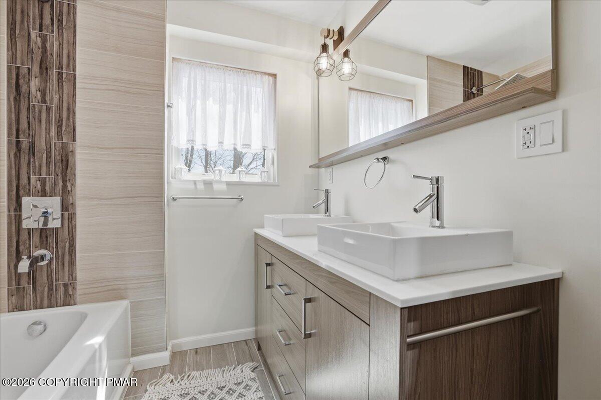 1053 Boat House Road Lake Ariel, PA 18436 - Photo 39 of 105 Bathroom