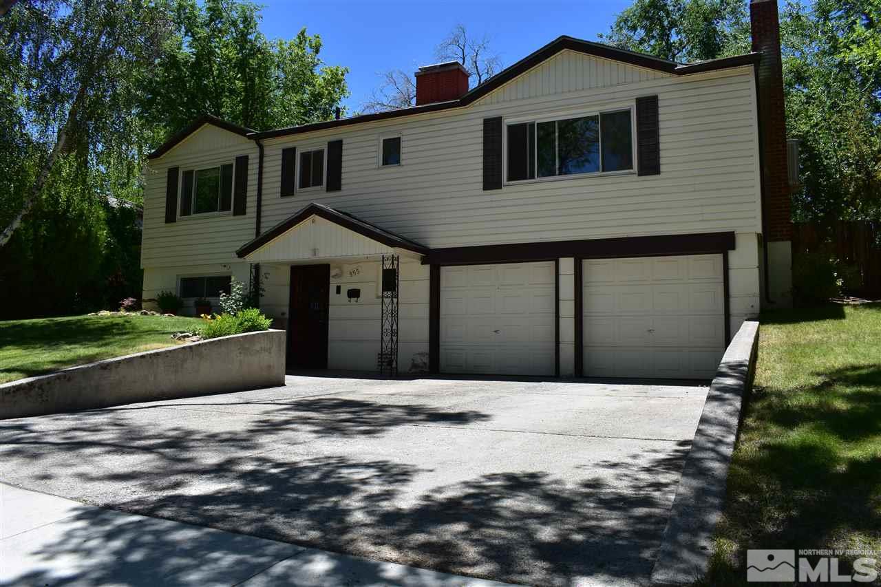 955 Bowman Drive Reno, NV 89503 - Photo 1 of 18 Photo 1