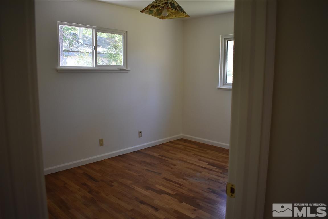 955 Bowman Drive Reno, NV 89503 - Photo 7 of 18 Photo 7