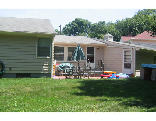 24 Williams Road Grafton, MA 01536 - Photo 3 of 4 Gallery Image 3