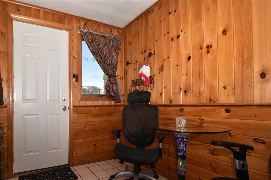 195 Hopkins Hill Road Coventry, RI 02816 - Photo 18 of 24 Gallery Image 18