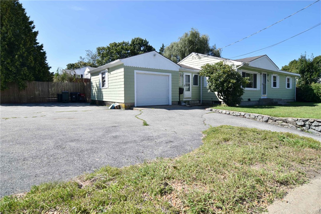 195 Hopkins Hill Road Coventry, RI 02816 - Photo 2 of 24 Gallery Image 2