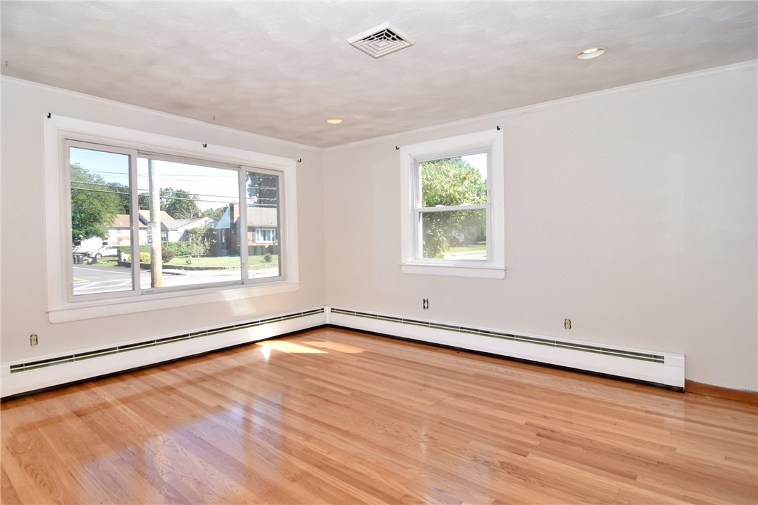 195 Hopkins Hill Road Coventry, RI 02816 - Photo 4 of 24 Gallery Image 4