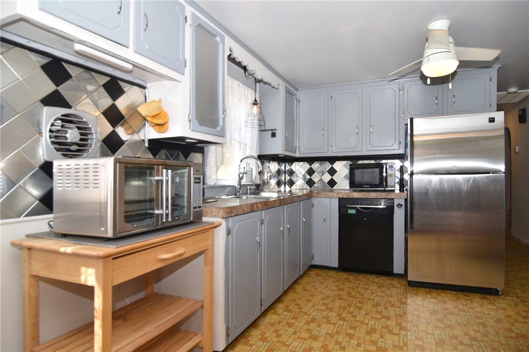 195 Hopkins Hill Road Coventry, RI 02816 - Photo 7 of 24 Gallery Image 7
