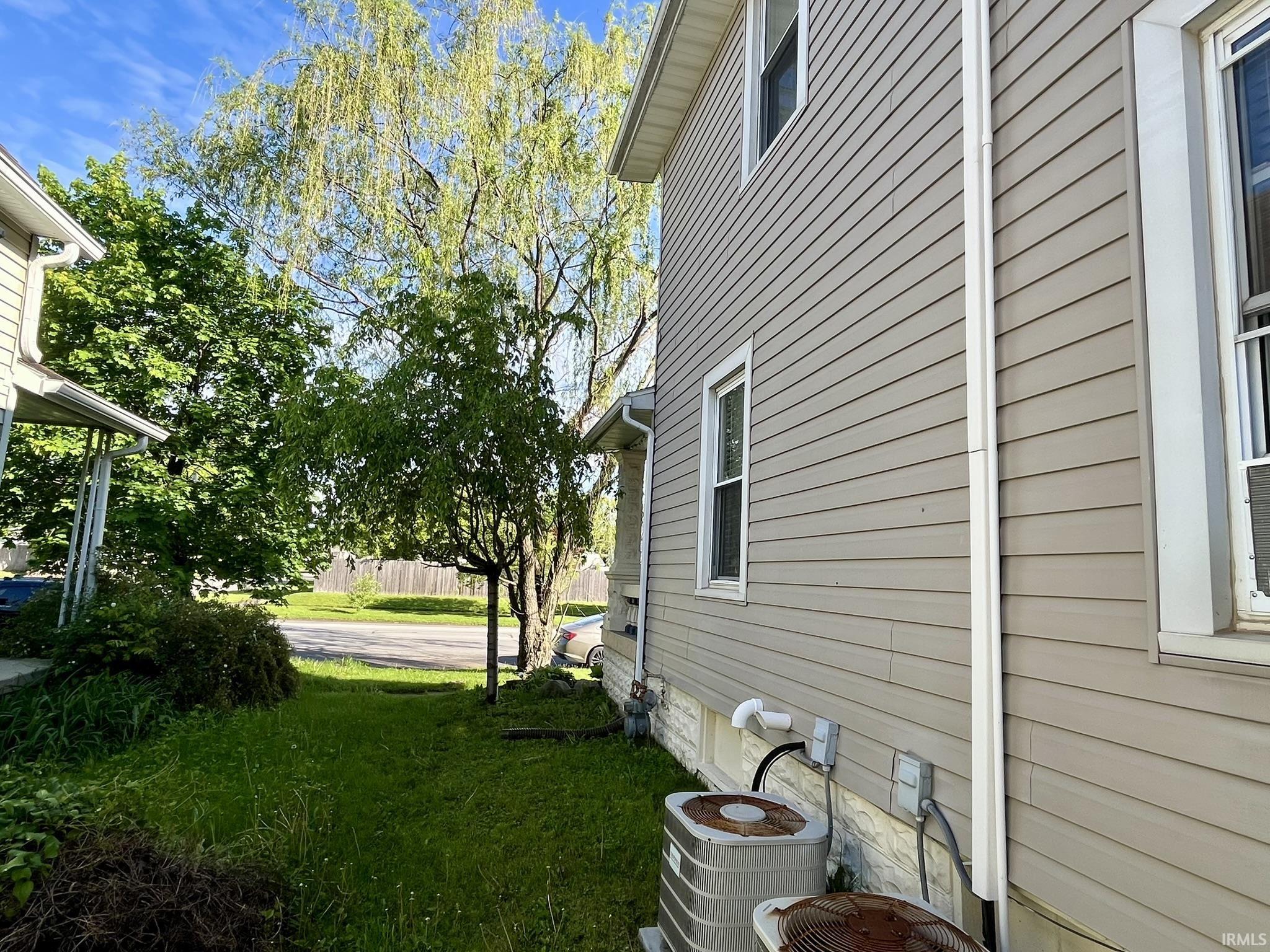405 East Main Street Peru, IN 46970 - Photo 5 of 35