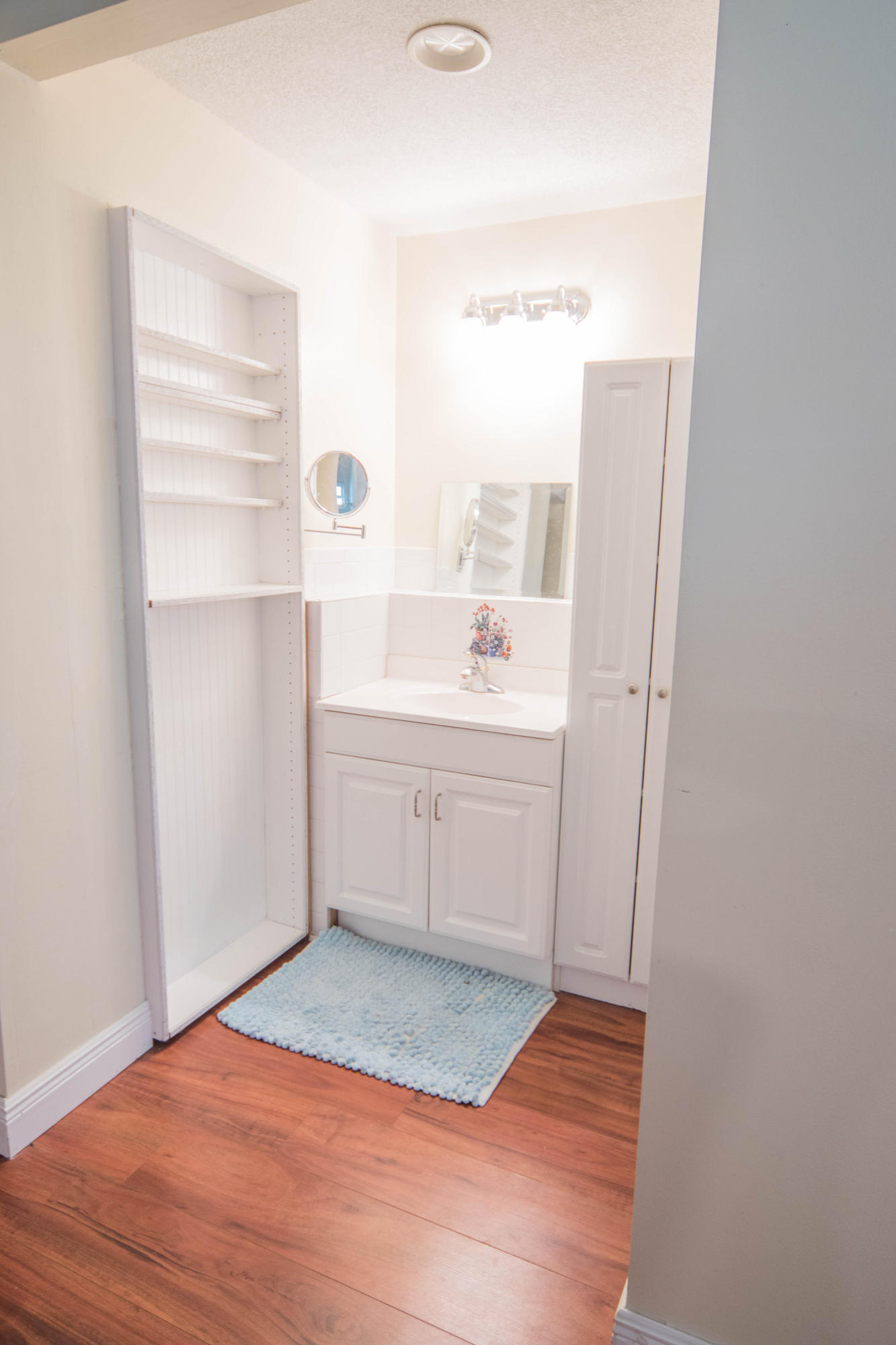 3231 Ridge Hill Road, Unit A Boynton Beach, FL 33435 - Photo 14 of 39 Master Bath