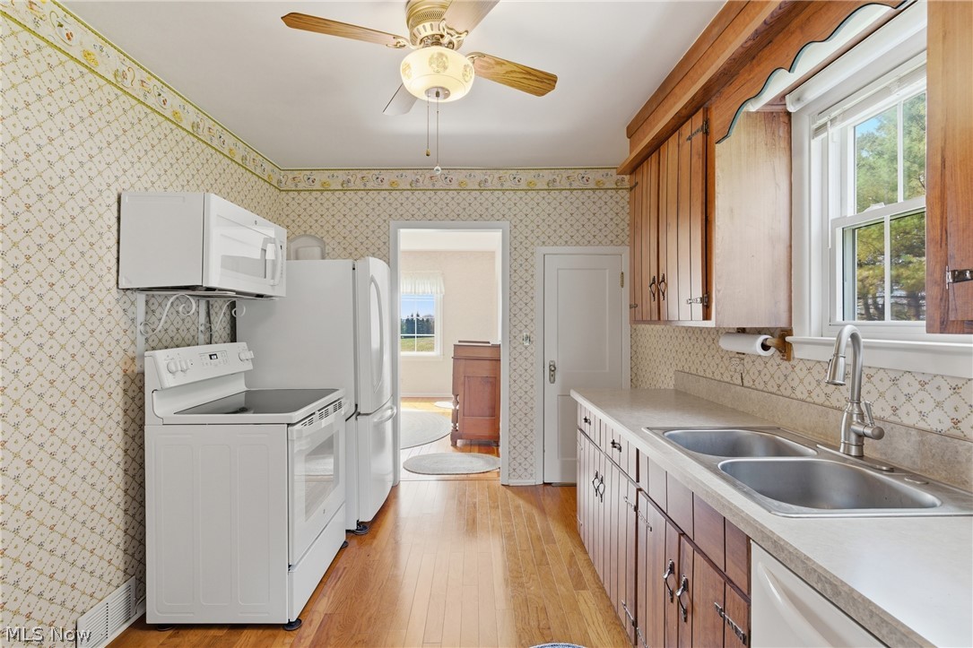 13130 Kinsman Road Burton, OH 44021 - Photo 12 of 36 Gallery Image 12