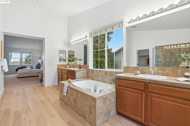 $1,088,000 | 2910 Mesa Oak Court, Brentwood, CA 94513