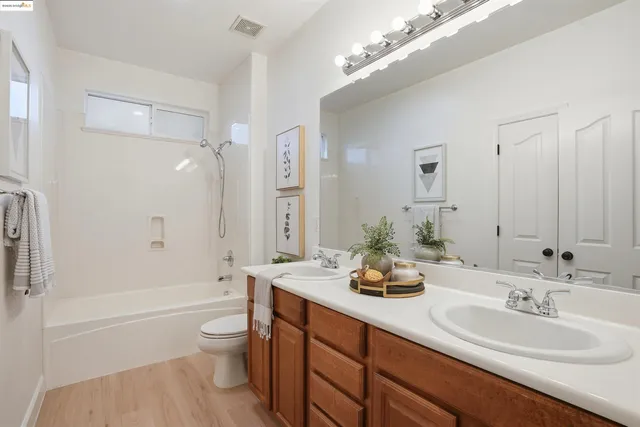 $1,088,000 | 2910 Mesa Oak Court, Brentwood, CA 94513