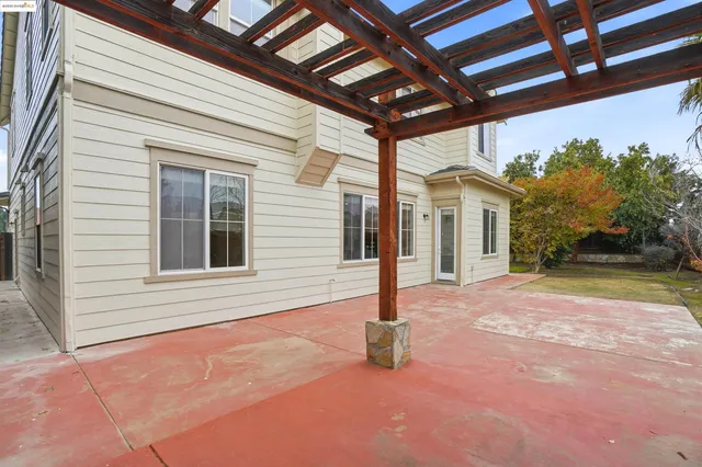 $1,088,000 | 2910 Mesa Oak Court, Brentwood, CA 94513