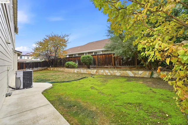 $1,088,000 | 2910 Mesa Oak Court, Brentwood, CA 94513