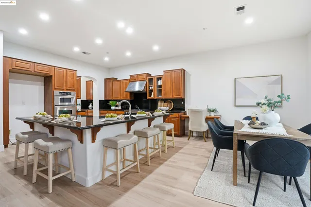 $1,088,000 | 2910 Mesa Oak Court, Brentwood, CA 94513