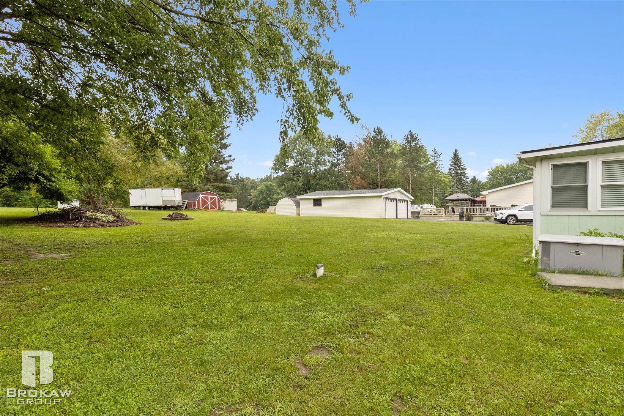 16384 South Seymour Road Linden, MI 48451 - Photo 33 of 39 50153533-40b72381-5b4c-45f1-9284-0c25d807b3b6.JPG