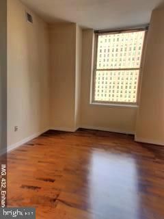$352,500 | 1600 Arch Street, Unit 907, Philadelphia, PA 19103