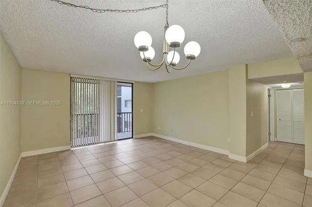 $2,000 | 8540 Southwest 133rd Avenue Road, Unit 321, Miami, FL 33183