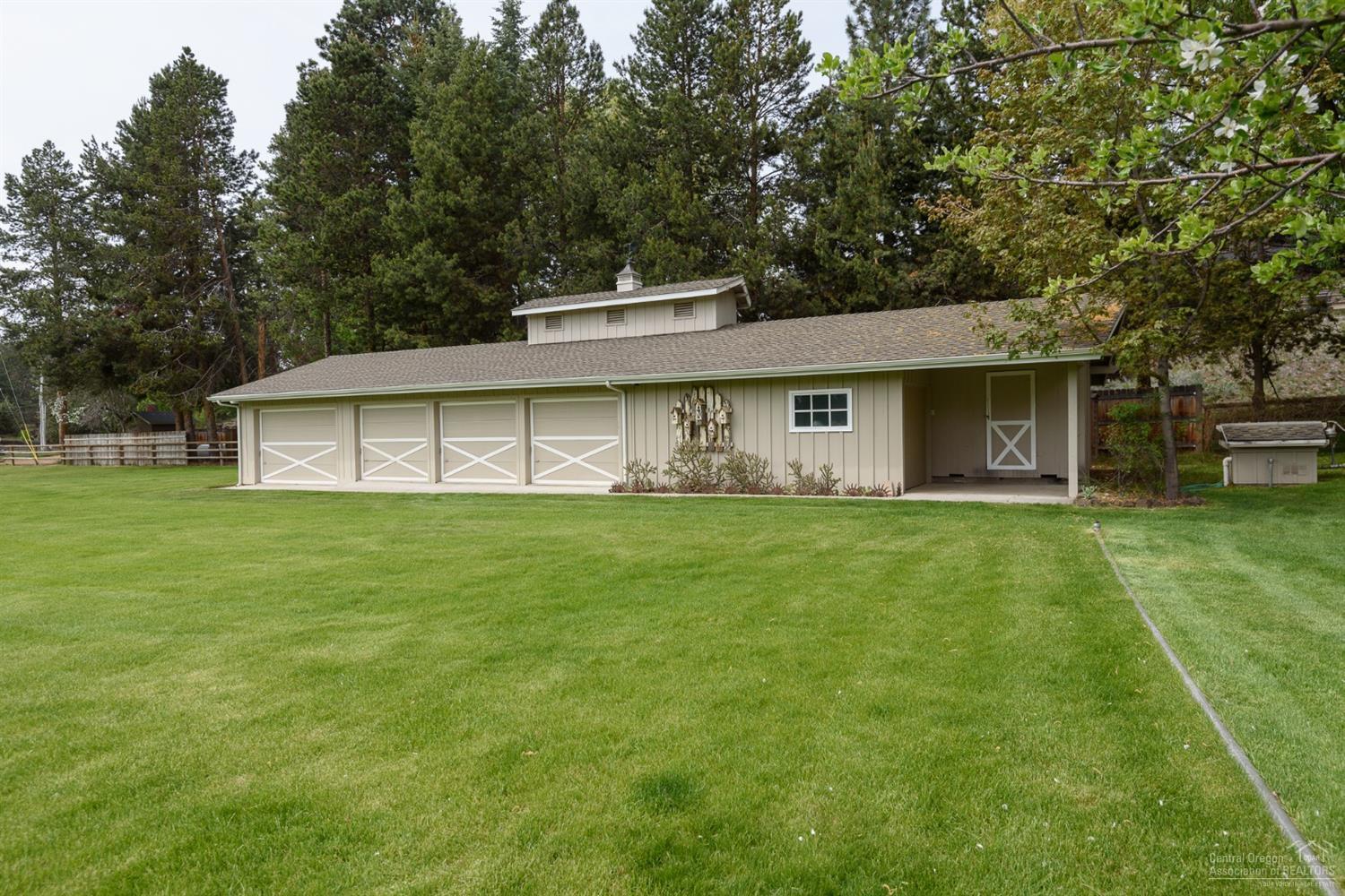 20190 Glen Vista Road Bend, OR 97703 - Photo 23 of 25 This 4 car garage can house your entire