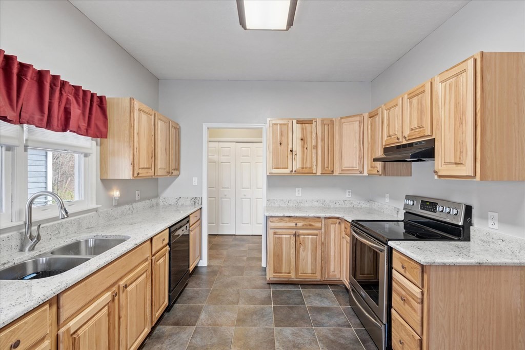 1044 Shadow Ridge Drive Sevierville, TN 37862 - Photo 32 of 67 Gallery Image 32
