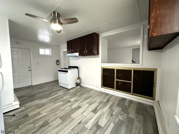 $2,100 | 89 Getty Avenue, Unit 3, Clifton, NJ 07011