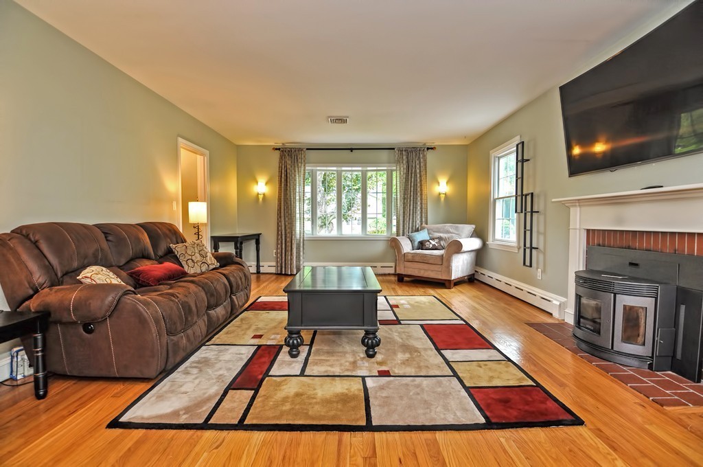 149 Highland Road Somerset, MA 02726 - Photo 15 of 30 Gallery Image 15