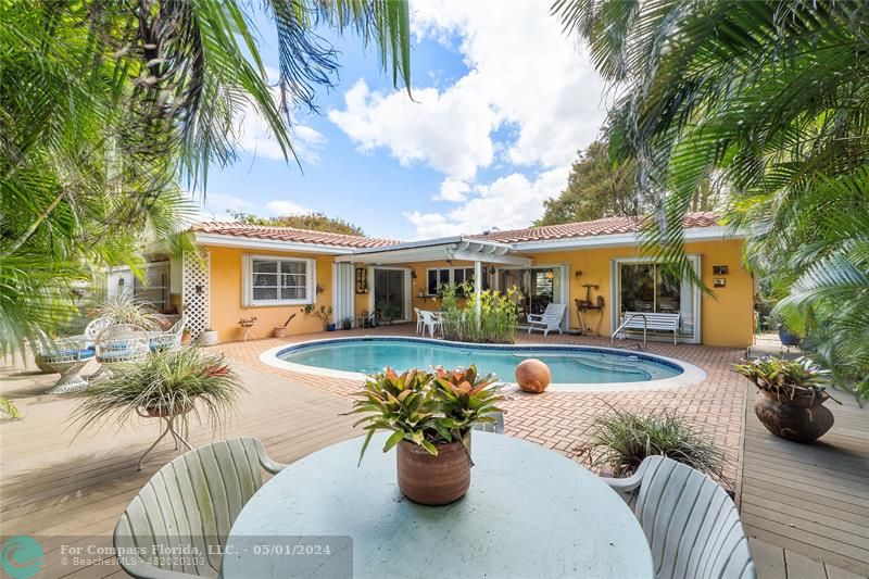 6631 Northeast 21st Ter  