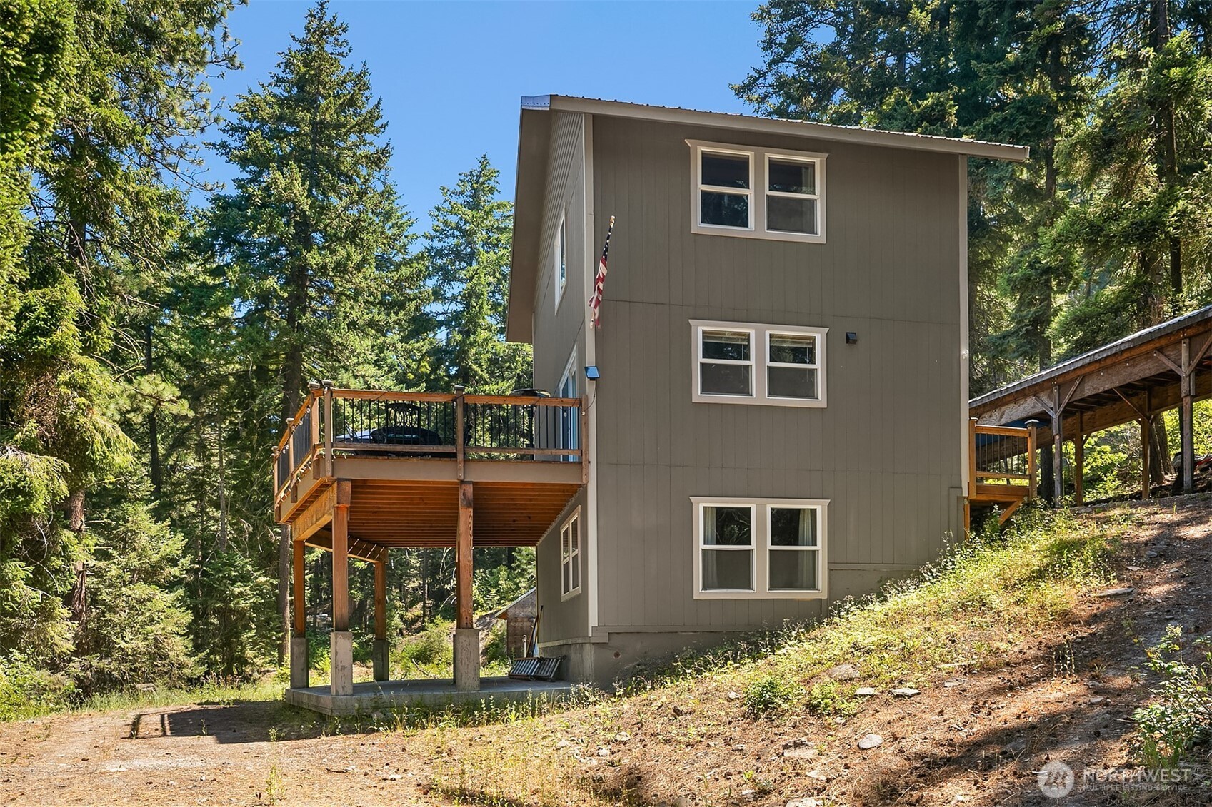 61 Tom And Nita Road Cle Elum, WA 98922 - Photo 2 of 26