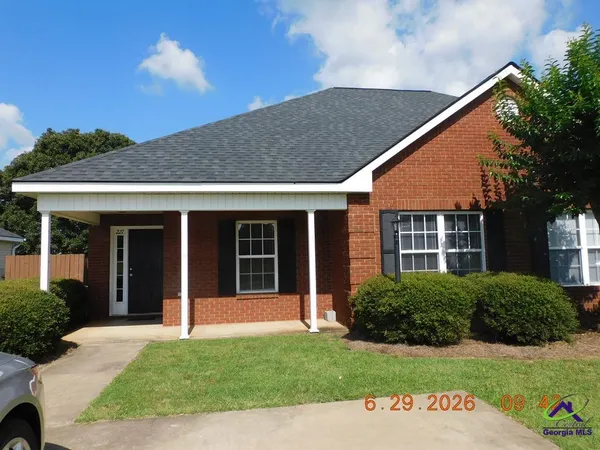 $1,450 | 227 West Wrasling Way, Warner Robins, GA 31088