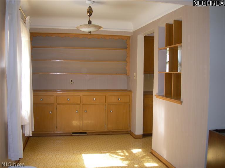 9336 Berkshire Road Cleveland, OH 44130 - Photo 12 of 21