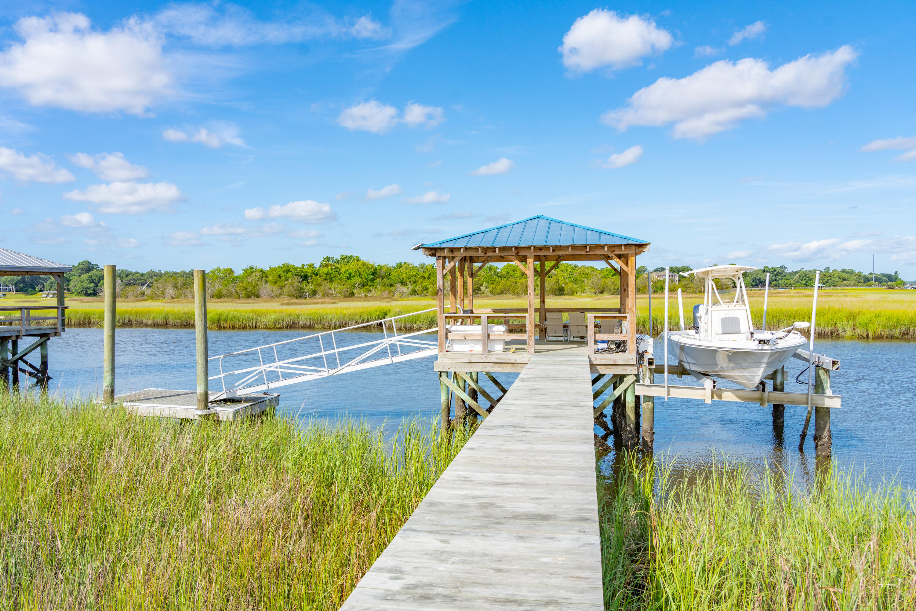 92 Chadwick Drive Charleston, SC 29407 - Photo 5 of 46 Private Dock