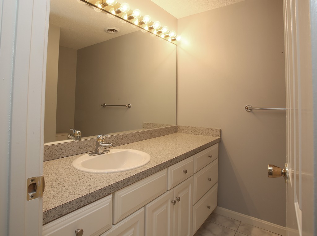255 North Road, Unit 177 Chelmsford, MA 01824 - Photo 15 of 23 Gallery Image 15