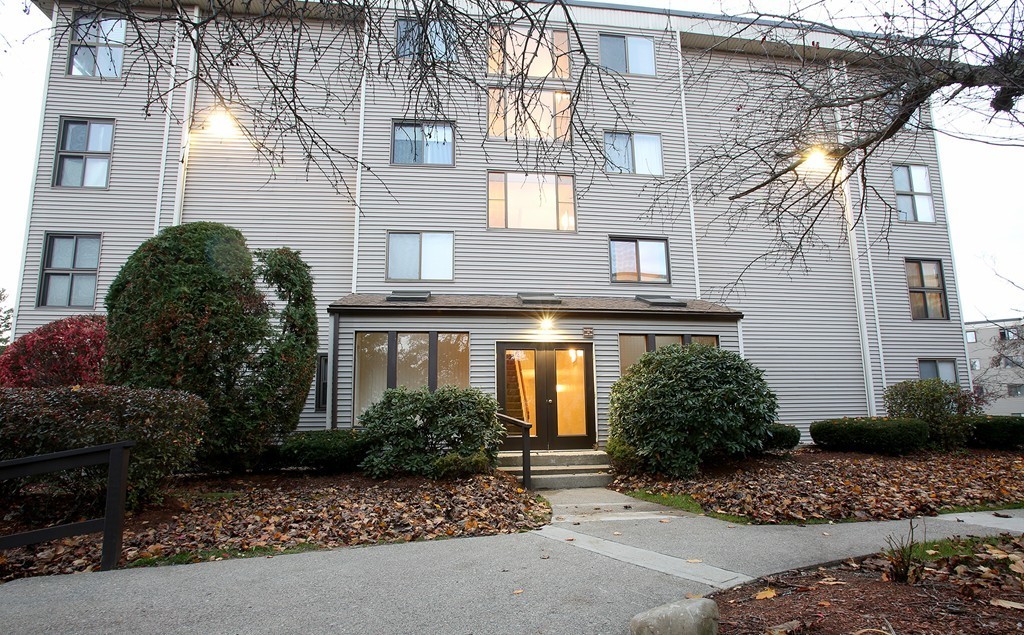 255 North Road, Unit 177 Chelmsford, MA 01824 - Photo 2 of 23 Gallery Image 2