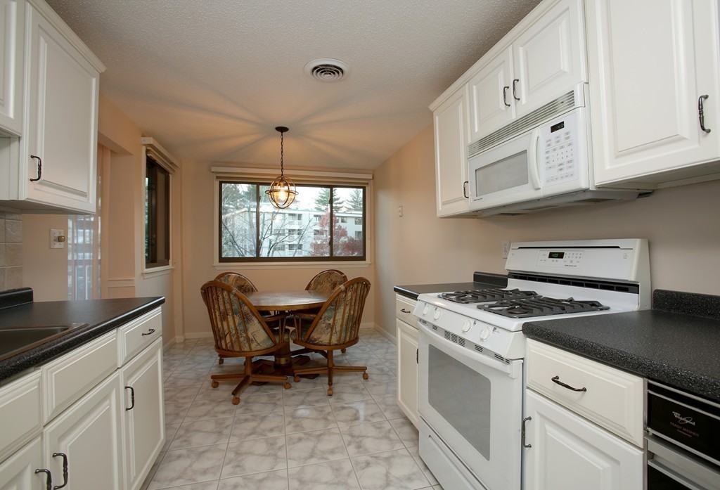 255 North Road, Unit 177 Chelmsford, MA 01824 - Photo 9 of 23 Gallery Image 9