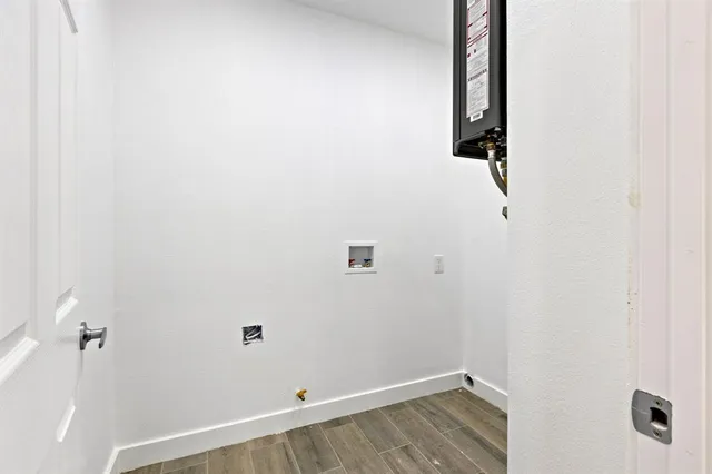 $325,000 | 111 2nd Street, Pecan Gap, TX 75469