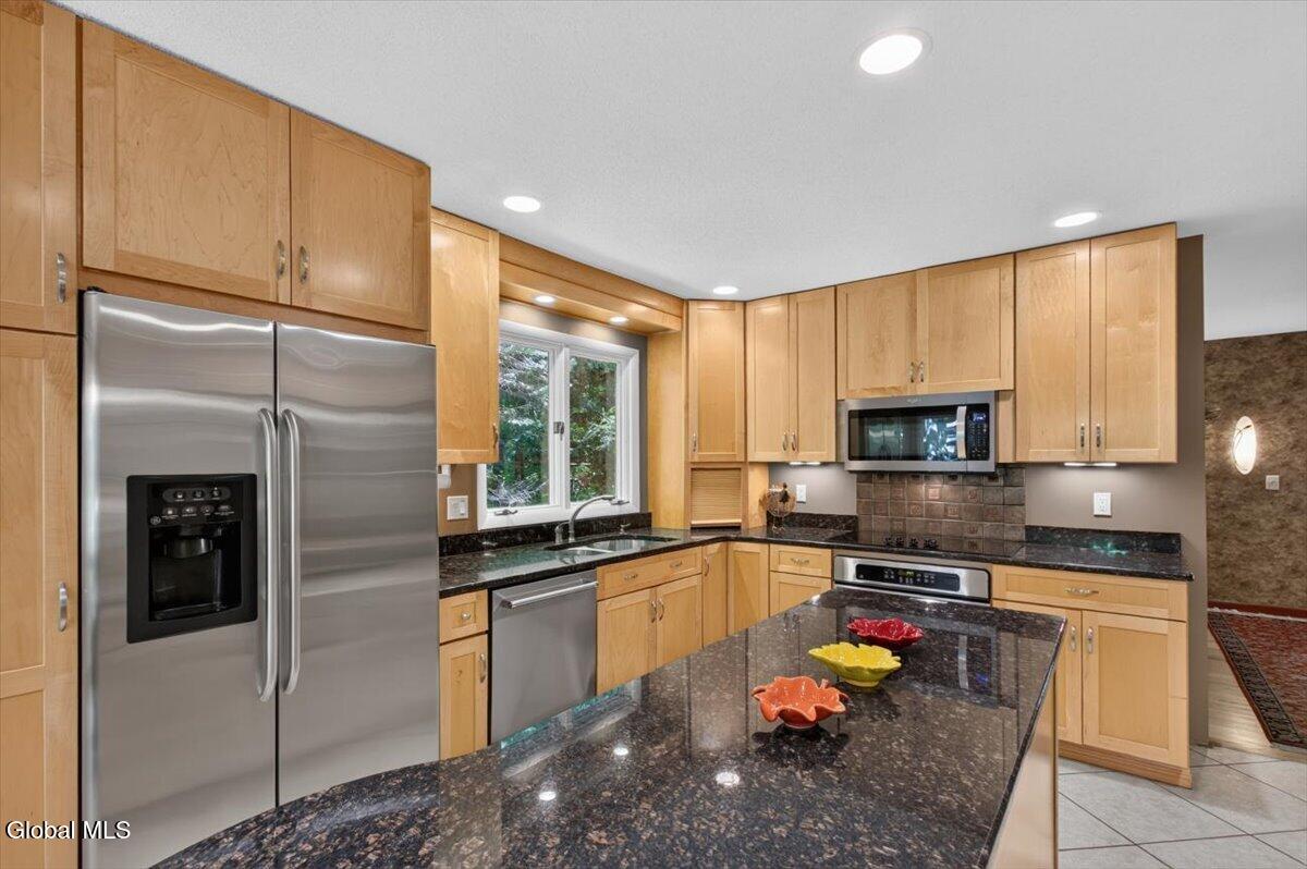 11 Beech Ridge Road Clifton Park, NY 12065 - Photo 20 of 72 25-027_IMG_0330