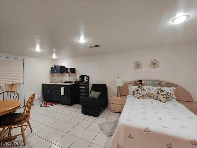 $1,150 | 4028 Cricket Lane, North Las Vegas, NV 89032