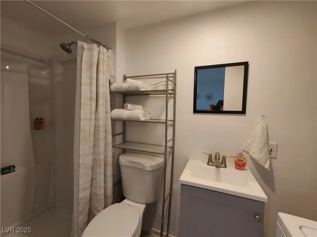 $1,150 | 4028 Cricket Lane, North Las Vegas, NV 89032