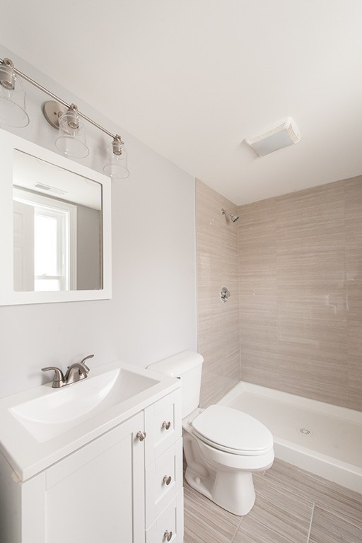 33 Balcomb Street, Unit 2 Salem, MA 01970 - Photo 6 of 24 Gallery Image 6