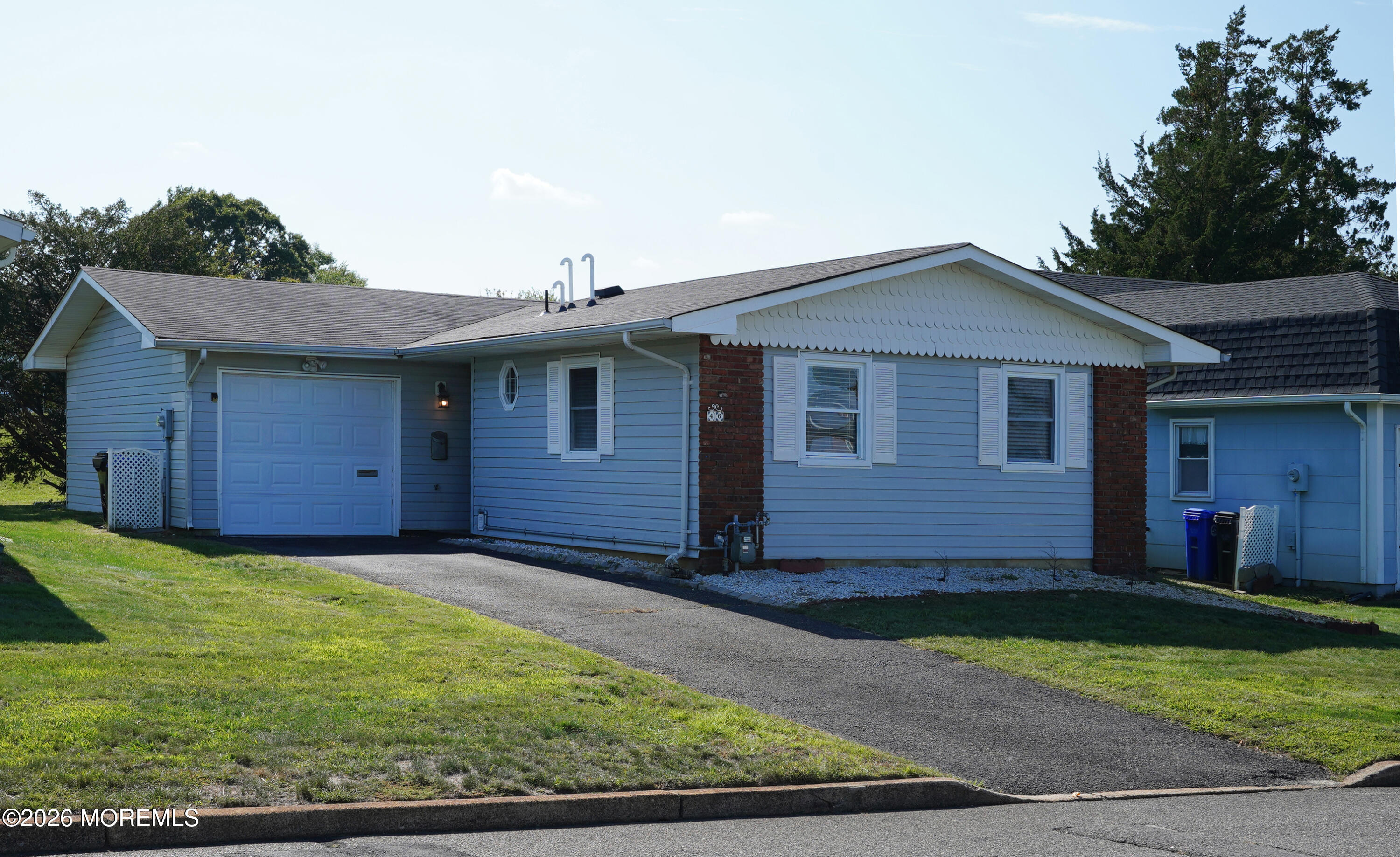 46 Watkins Road Brick, NJ 08724 - Photo 14 of 20 46 Watkins FRONT DOOOR