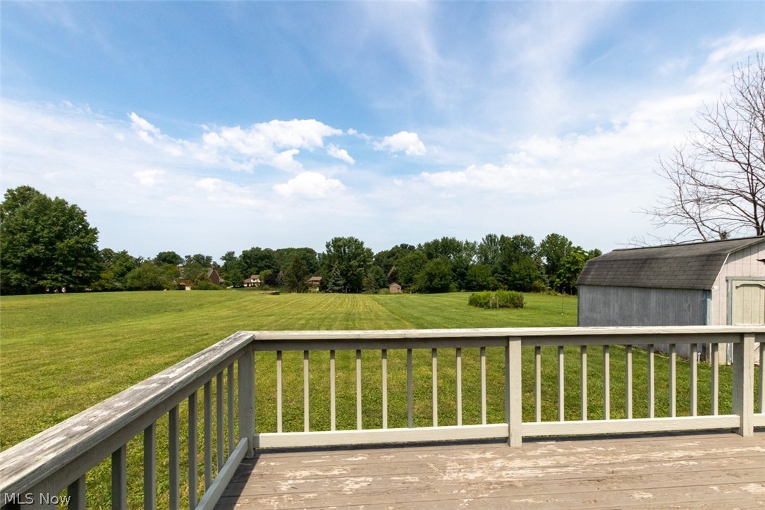 29385 Chardon Road Wickliffe, OH 44092 - Photo 9 of 29 What a wonderful place to relax!