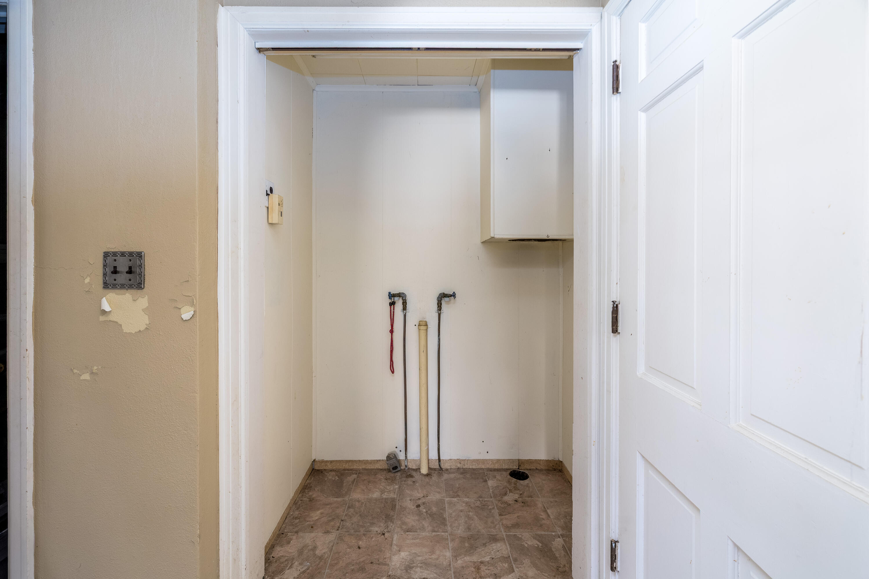 106 West Washington Street Kentland, IN 47951 - Photo 11 of 31 a view of room